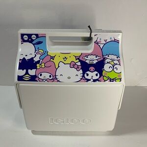 Igloo x Sanrio Hello Kitty BFF Cooler Playmate 7 Quarts New